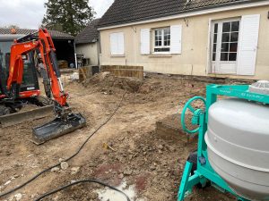 renovation cour beton desactive paves pendant 1